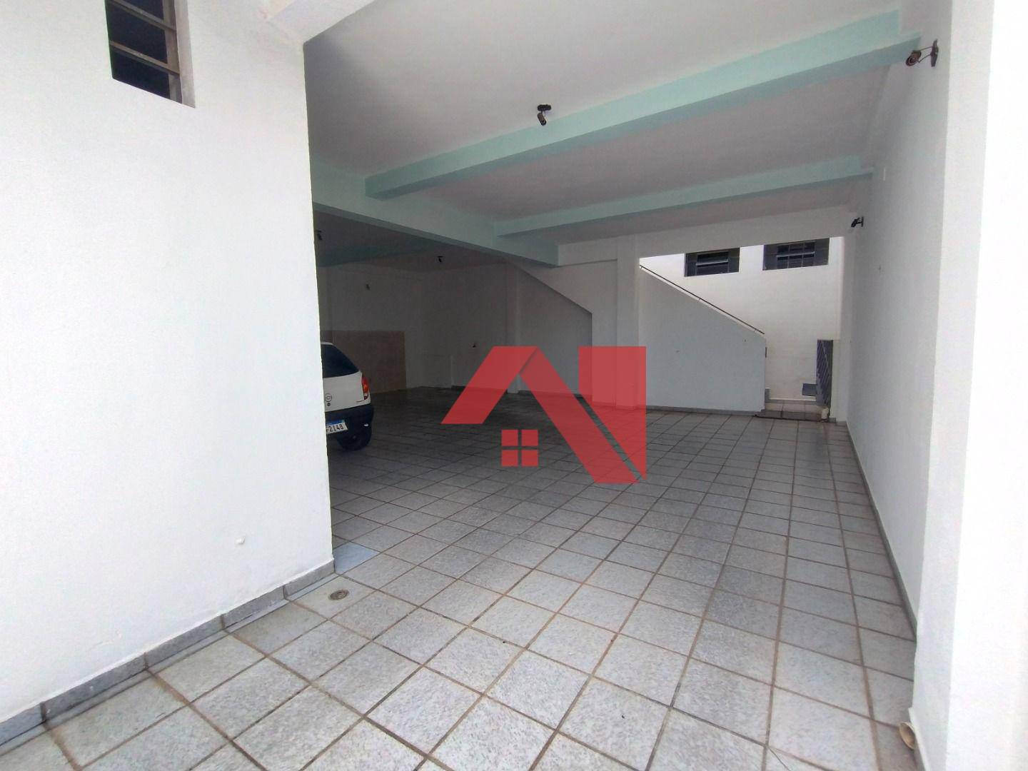 Apartamento para alugar com 3 quartos, 80m² - Foto 2