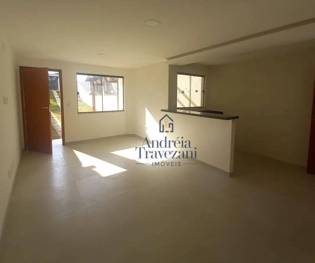 Casa à venda com 3 quartos, 96m² - Foto 5