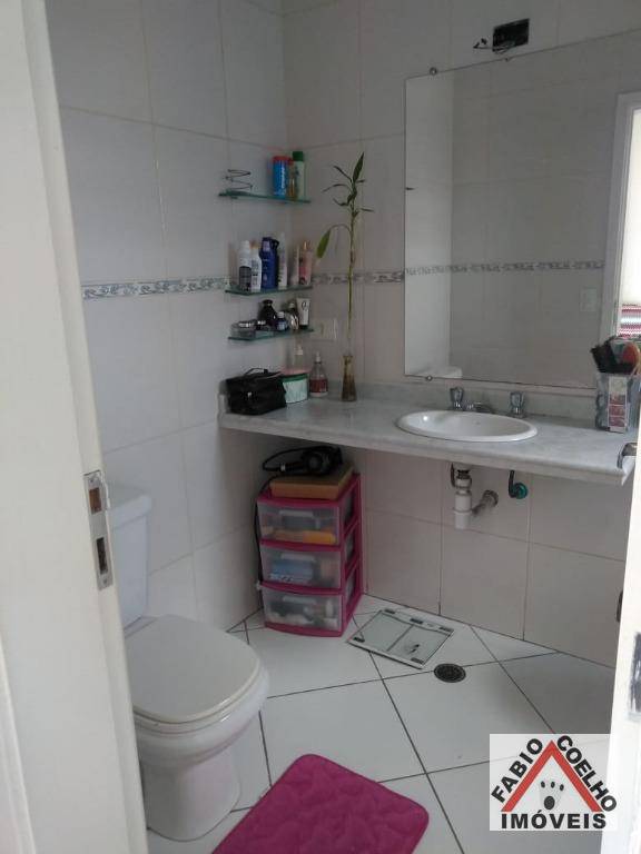 Sobrado à venda com 3 quartos, 210m² - Foto 22