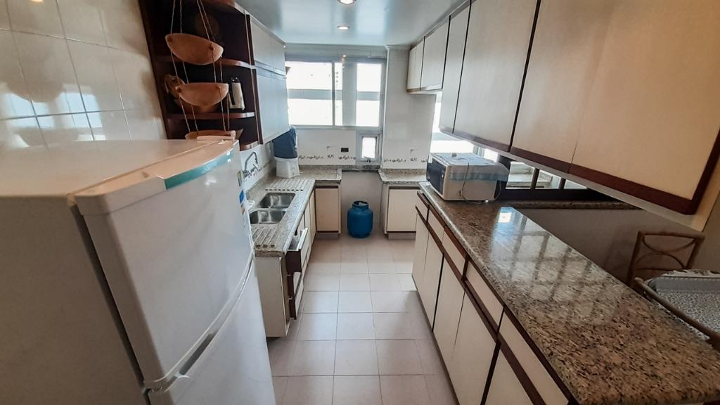 Apartamento à venda com 2 quartos, 100m² - Foto 26