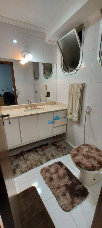 Apartamento à venda com 3 quartos, 159m² - Foto 24