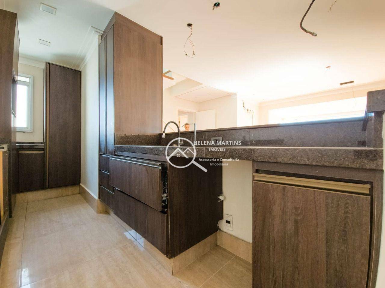 Apartamento à venda com 3 quartos, 194m² - Foto 9