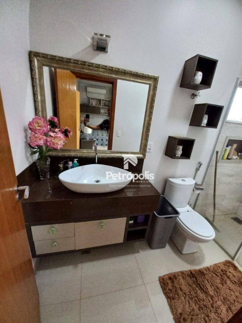 Sobrado à venda com 4 quartos, 330m² - Foto 17