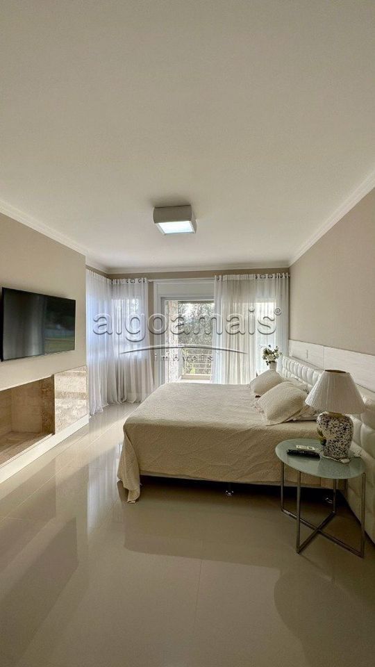 Casa de Condomínio à venda com 5 quartos, 355m² - Foto 24