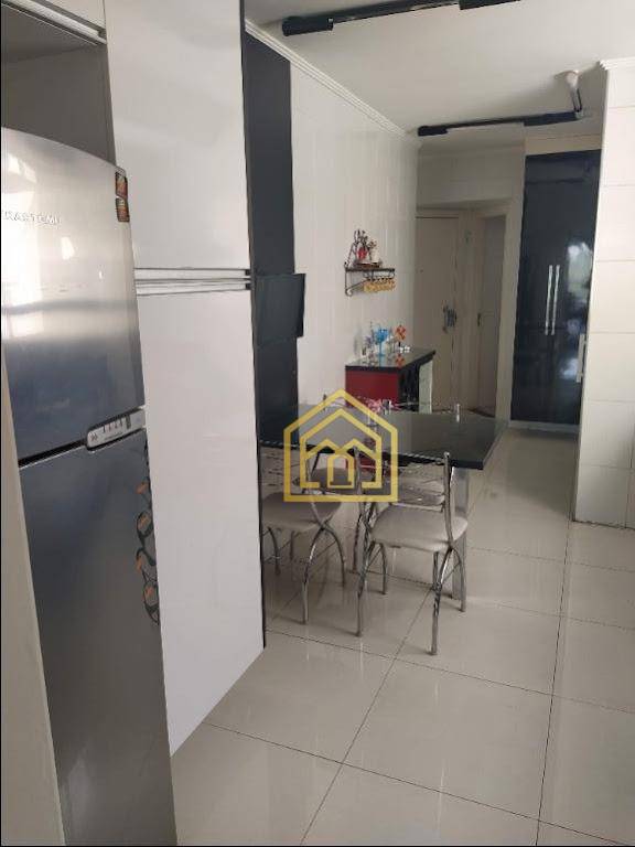 Apartamento à venda com 3 quartos, 106m² - Foto 10