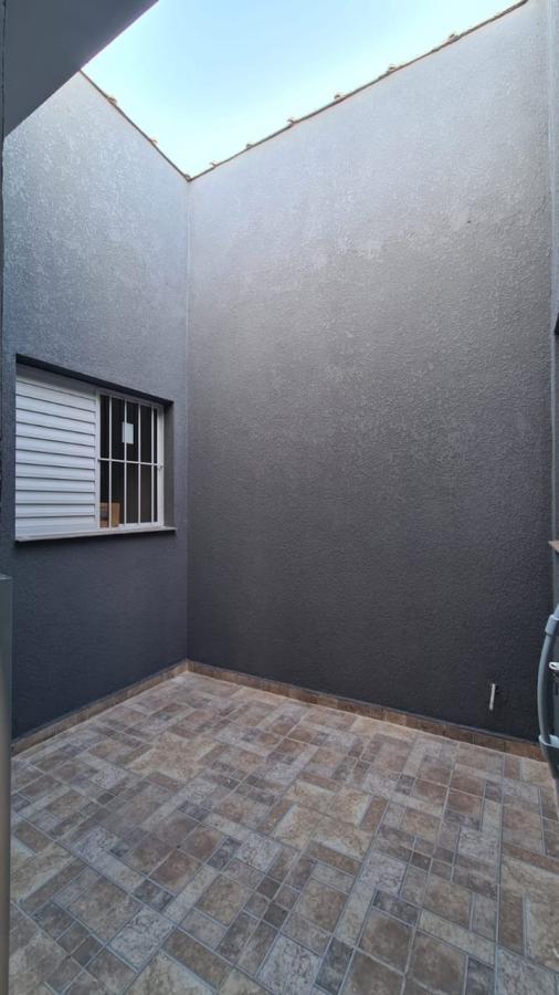 Casa à venda com 2 quartos, 52m² - Foto 18