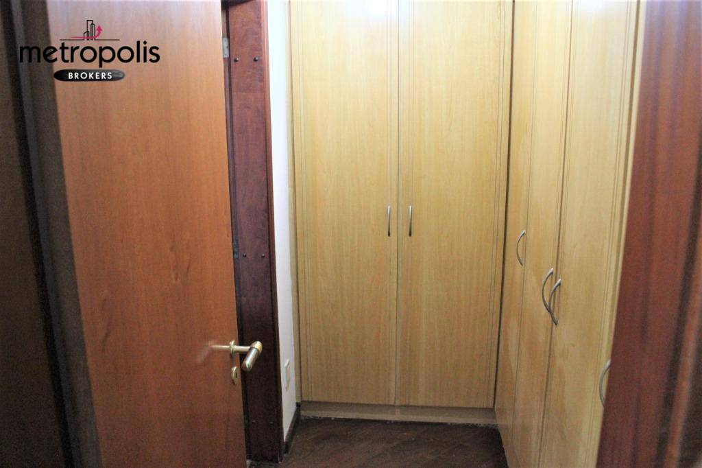 Apartamento à venda com 3 quartos, 242m² - Foto 28