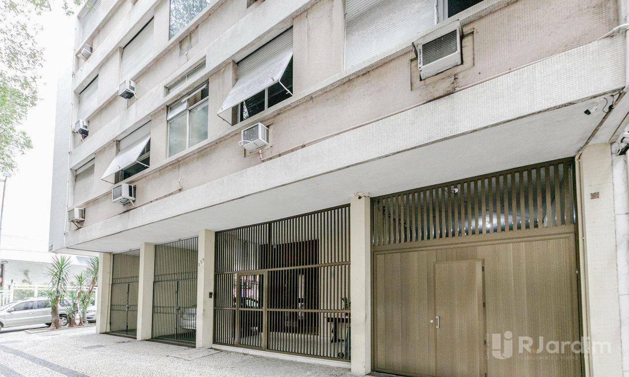 Apartamento para alugar com 4 quartos, 160m² - Foto 12