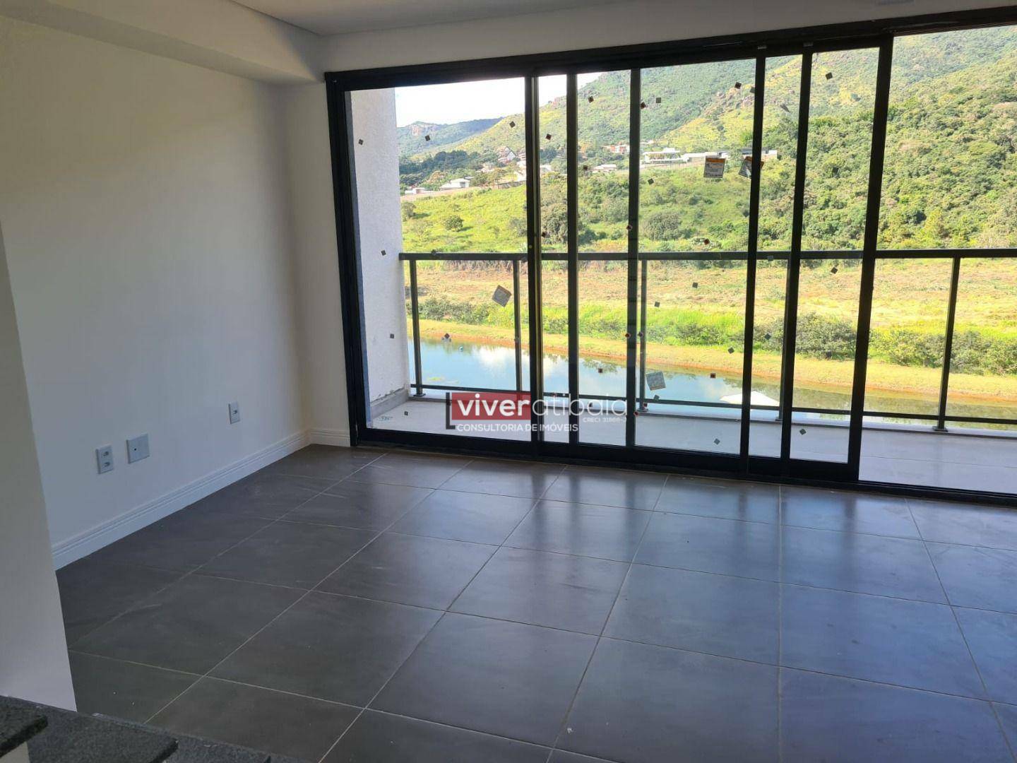 Apartamento à venda e aluguel com 3 quartos, 144m² - Foto 2