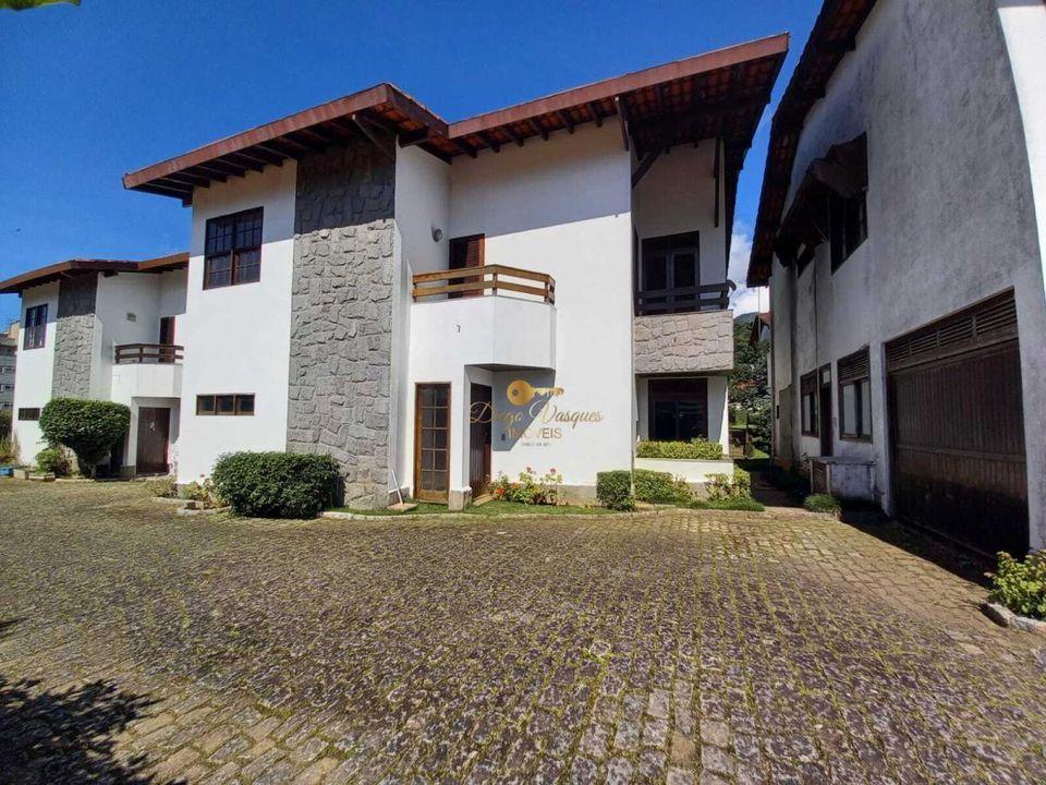 Casa de Condomínio à venda com 5 quartos, 212m² - Foto 2