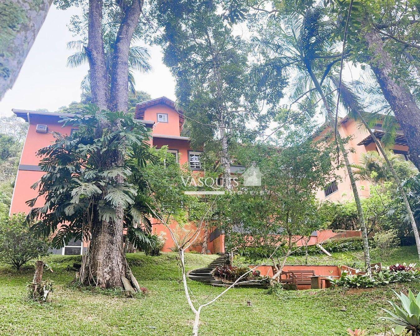 Casa de Condomínio à venda com 4 quartos, 243m² - Foto 3