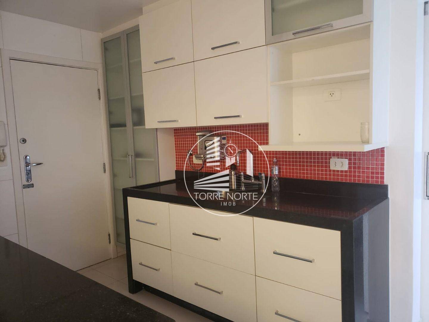 Apartamento à venda com 2 quartos, 98m² - Foto 23