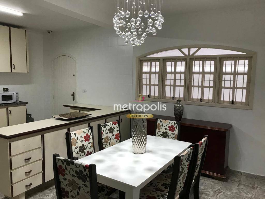 Sobrado, 3 quartos, 199 m² - Foto 1