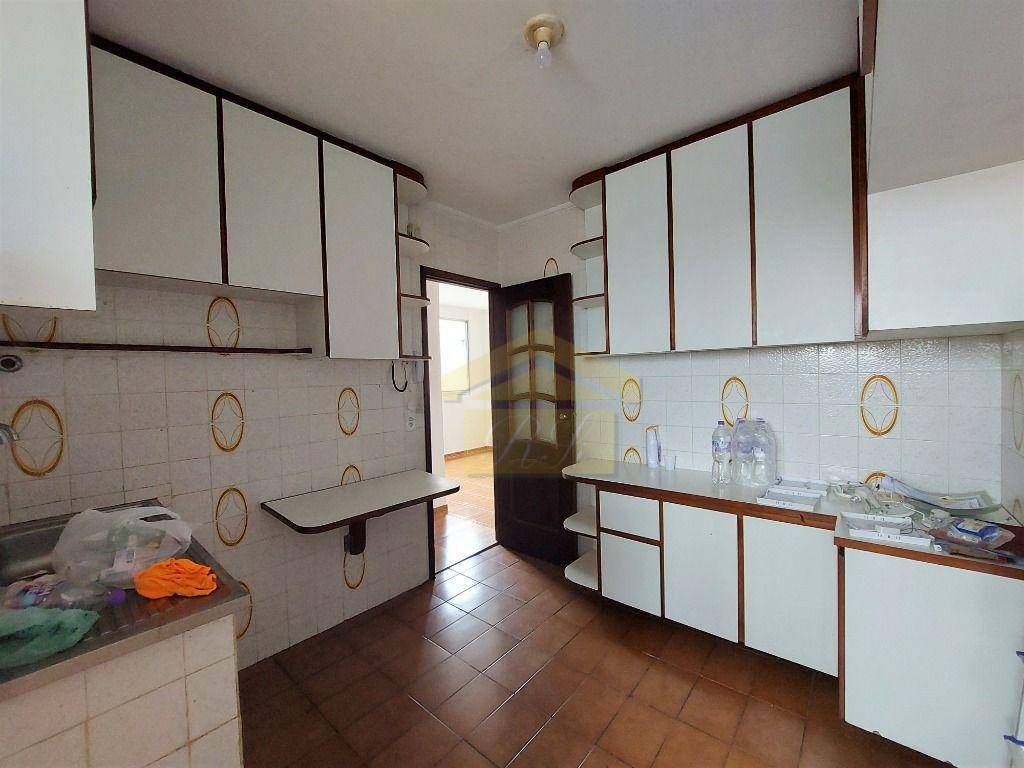 Apartamento à venda com 2 quartos, 65m² - Foto 9