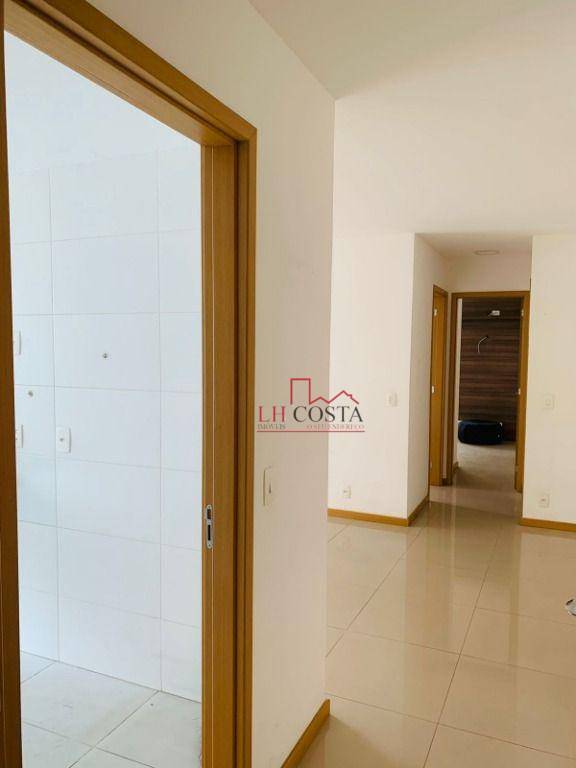 Apartamento à venda com 2 quartos, 67m² - Foto 7