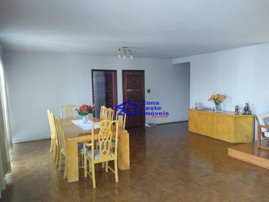 Apartamento à venda com 3 quartos, 202m² - Foto 11