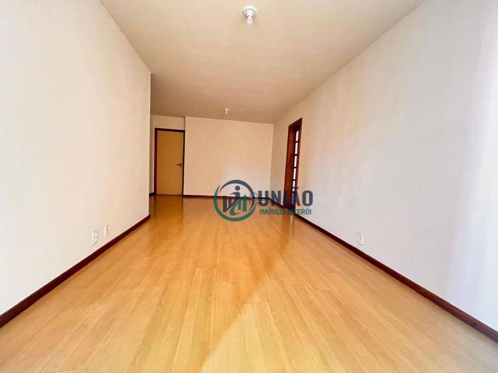 Apartamento à venda com 2 quartos, 86m² - Foto 4