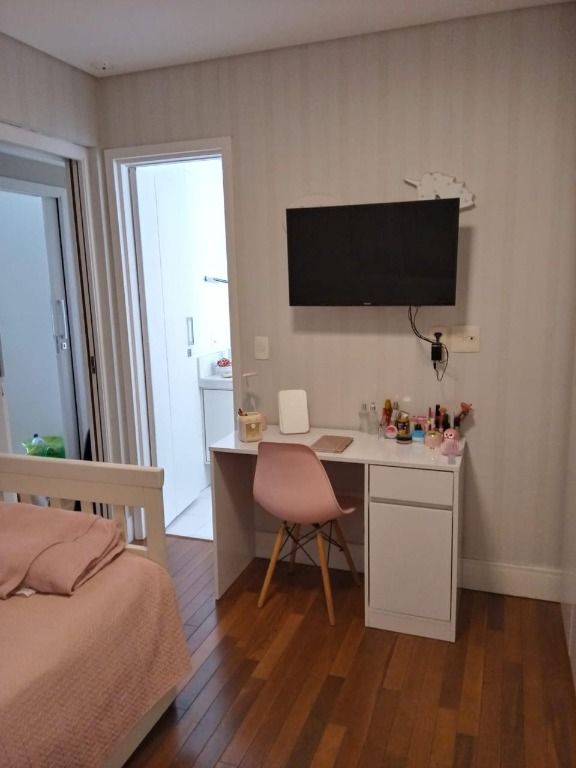 Apartamento à venda com 3 quartos, 155m² - Foto 11