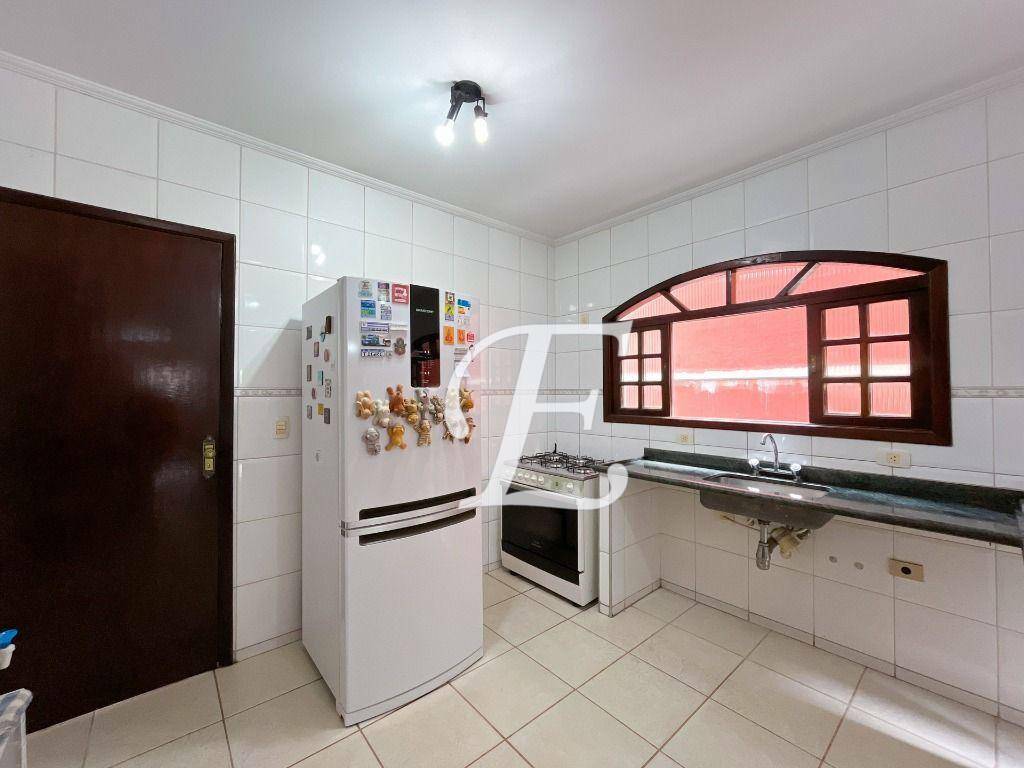 Sobrado à venda com 3 quartos, 227m² - Foto 18