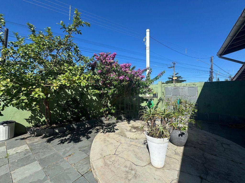 Casa para alugar com 2 quartos, 143m² - Foto 17