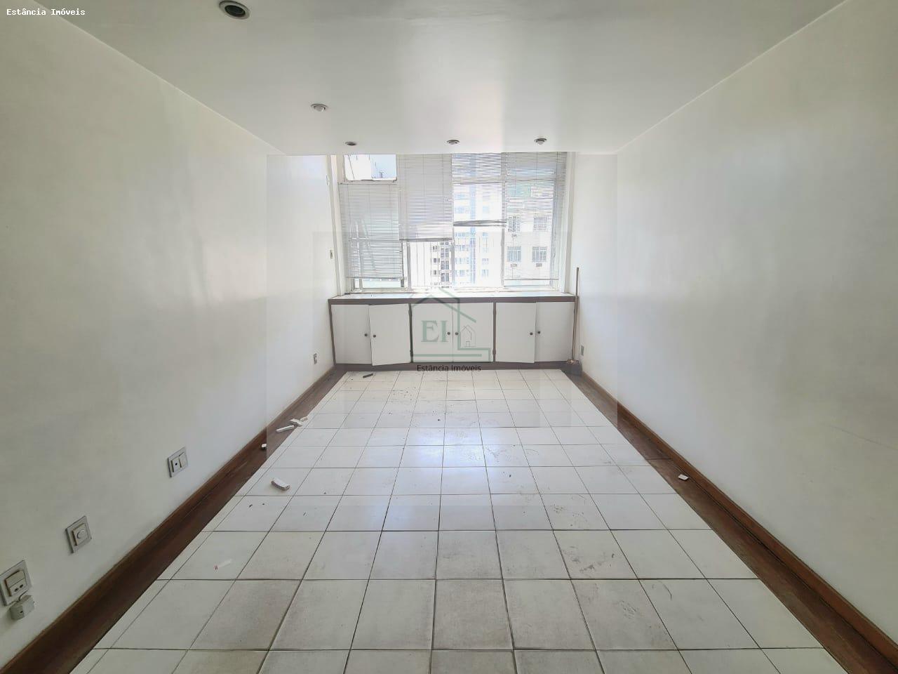 Apartamento à venda com 1 quarto, 45m² - Foto 29