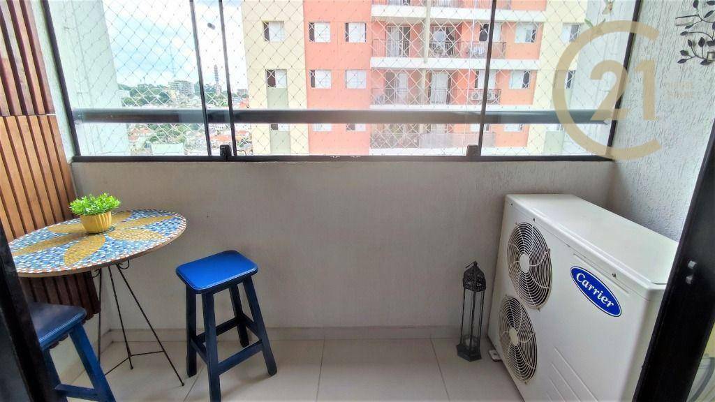 Apartamento à venda com 2 quartos, 70m² - Foto 7