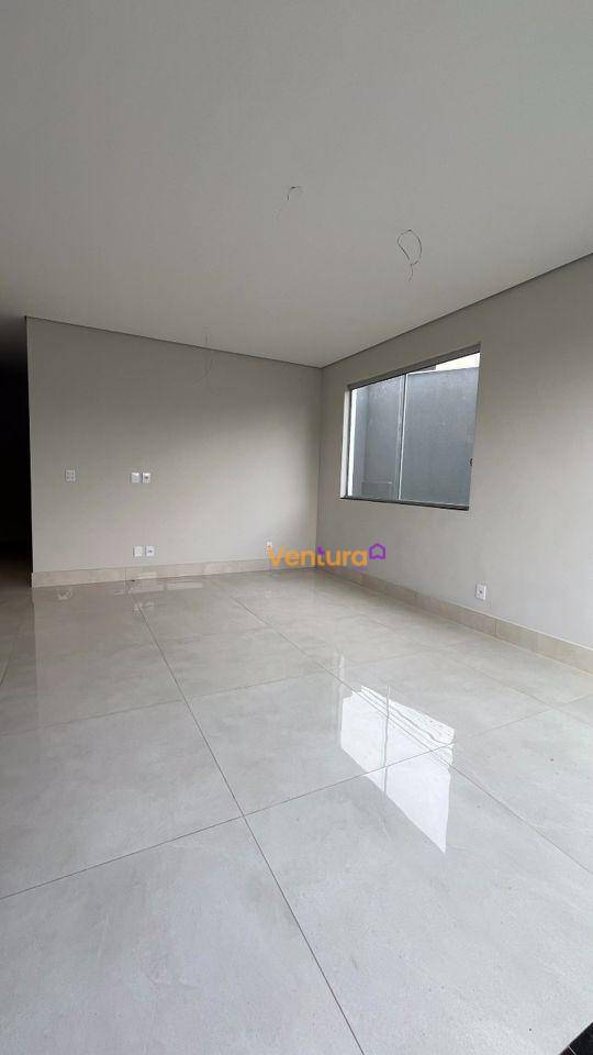 Casa à venda com 3 quartos, 87M2 - Foto 5