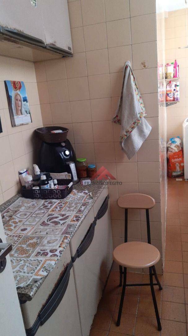 Apartamento à venda com 1 quarto, 56m² - Foto 11