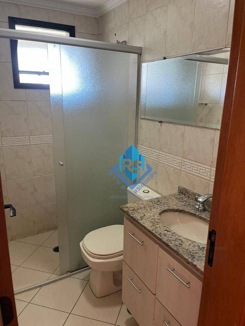 Apartamento para alugar com 3 quartos, 144m² - Foto 18