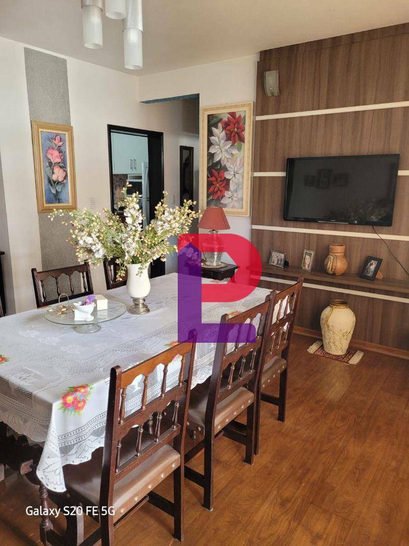 Apartamento à venda com 2 quartos, 132m² - Foto 1