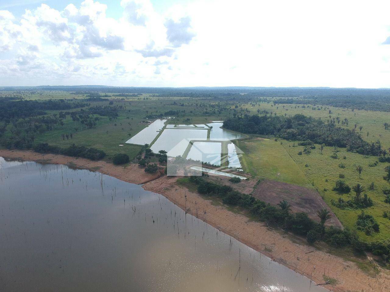 Chácara à venda com 3 quartos, 150m² - Foto 5