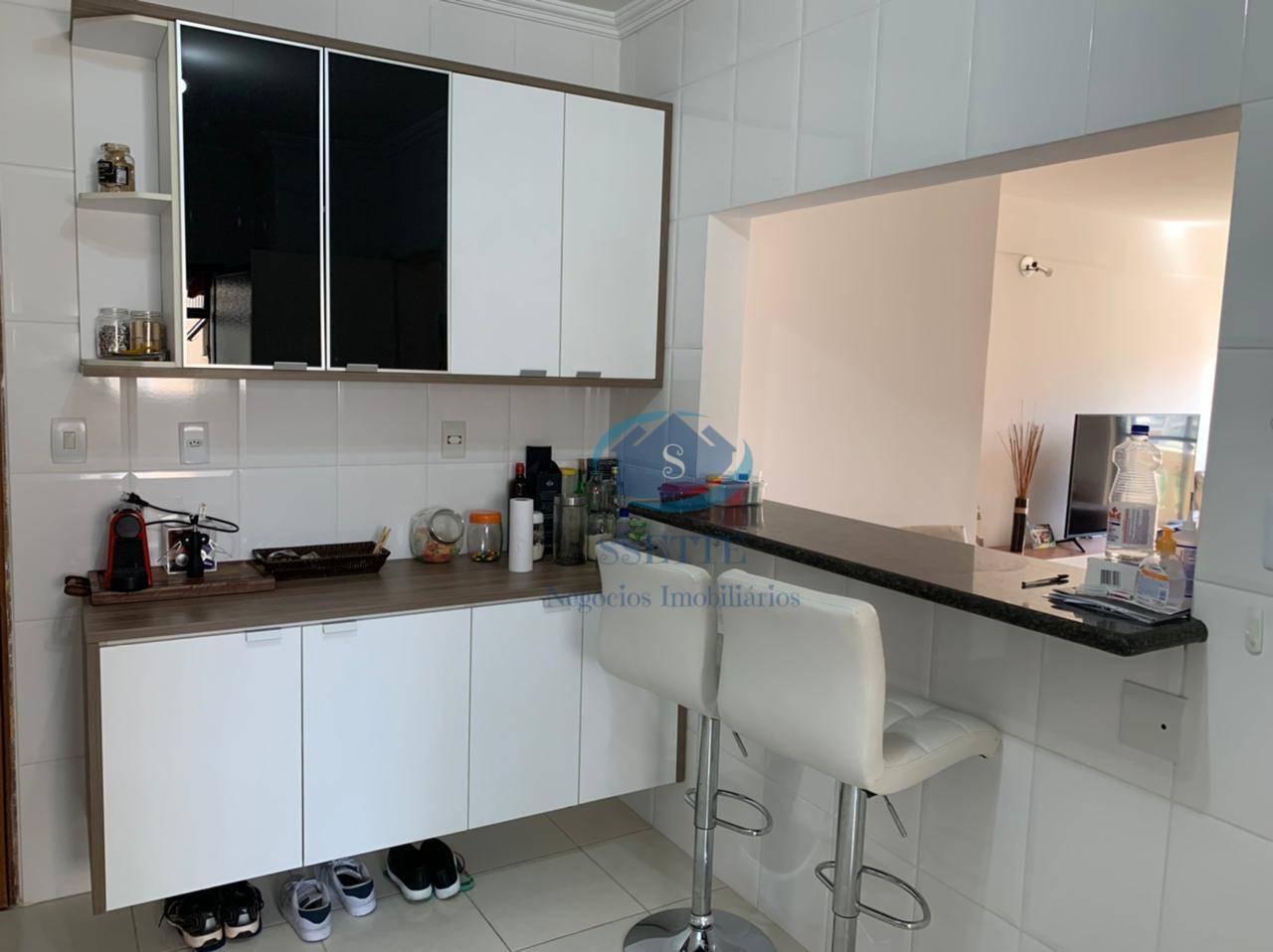 Apartamento à venda com 3 quartos, 110m² - Foto 3