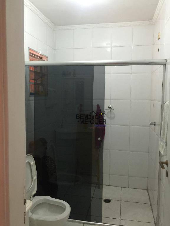 Sobrado à venda com 3 quartos, 200m² - Foto 18