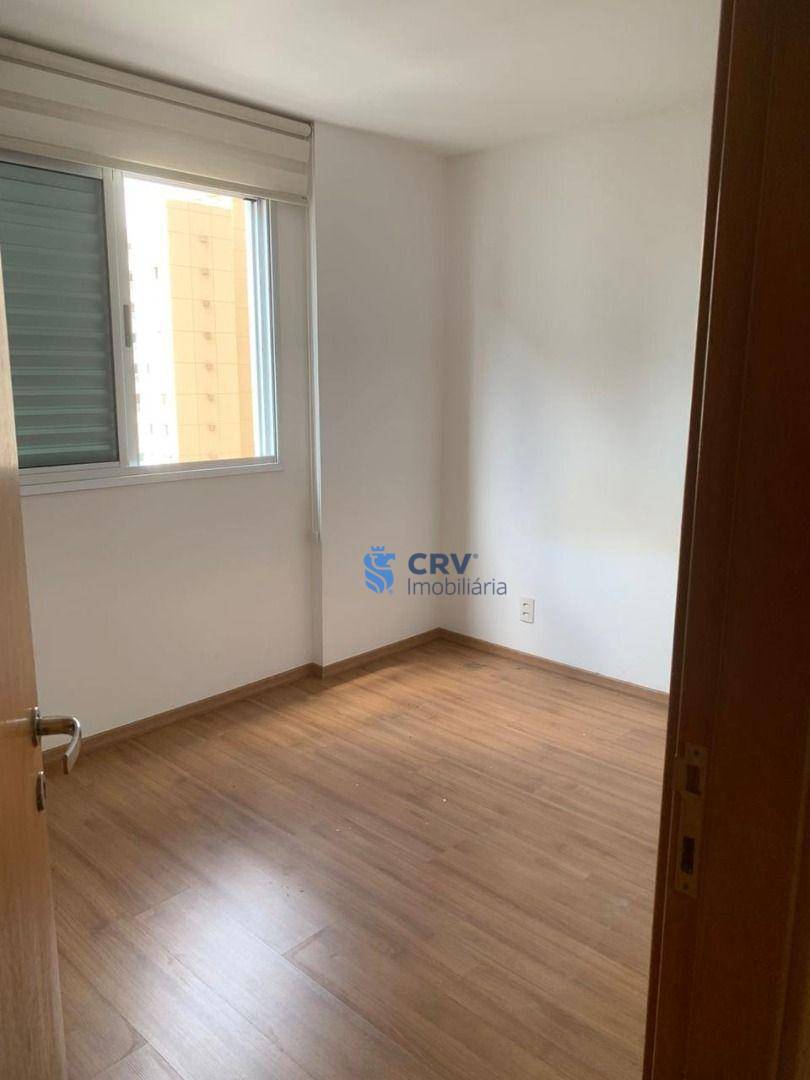 Apartamento à venda com 2 quartos, 75m² - Foto 12