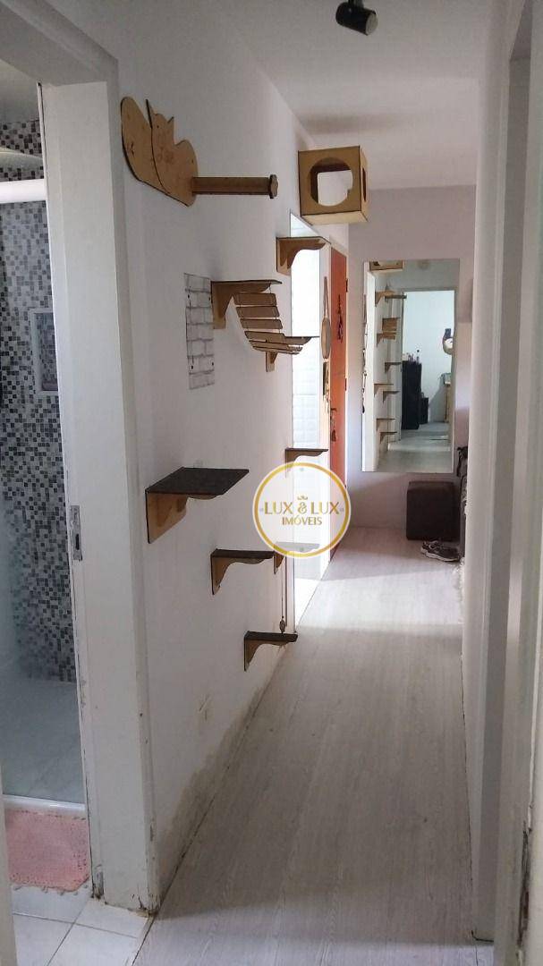 Apartamento à venda com 2 quartos, 60m² - Foto 4