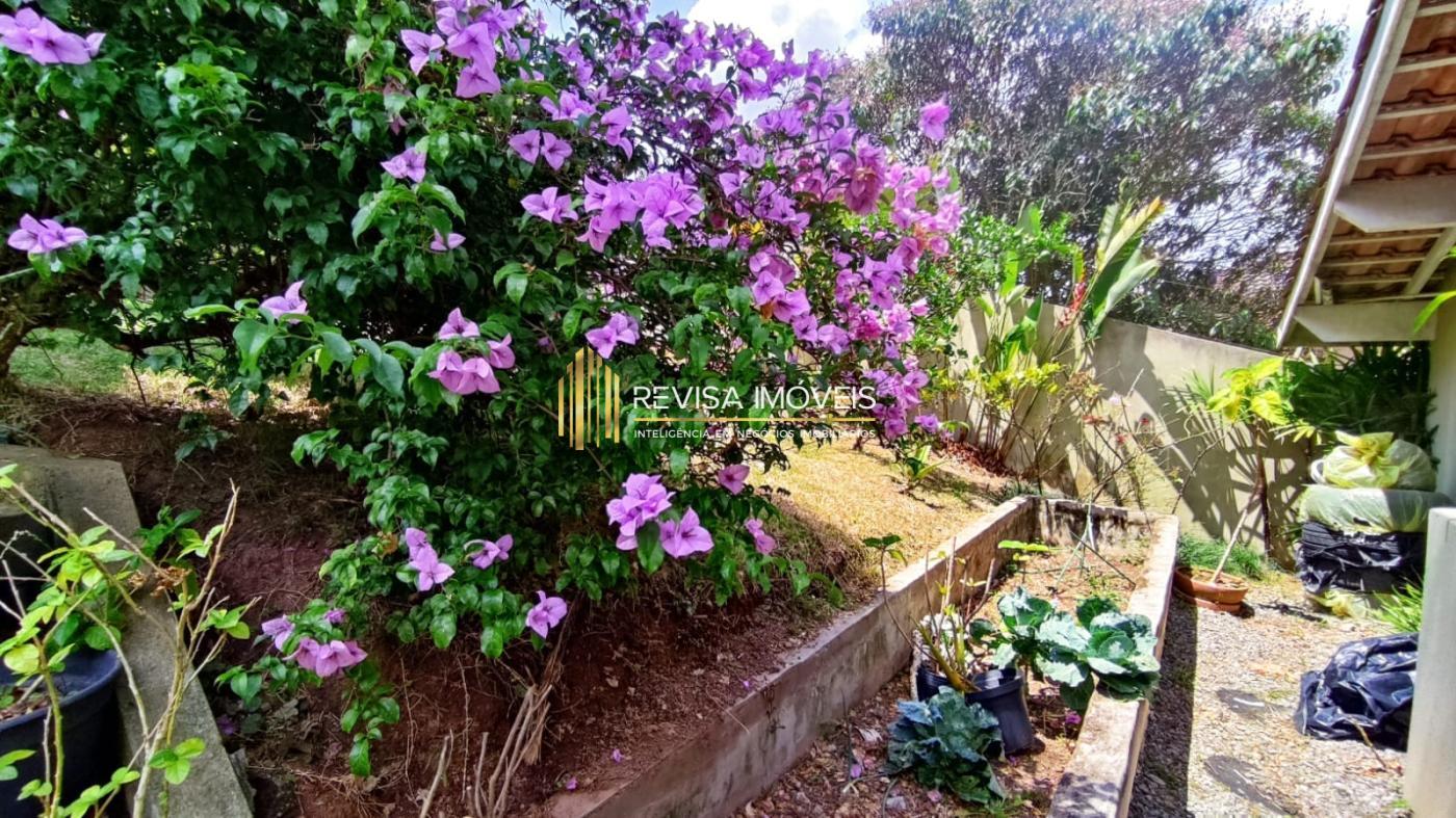 Casa para alugar com 4 quartos, 230m² - Foto 36