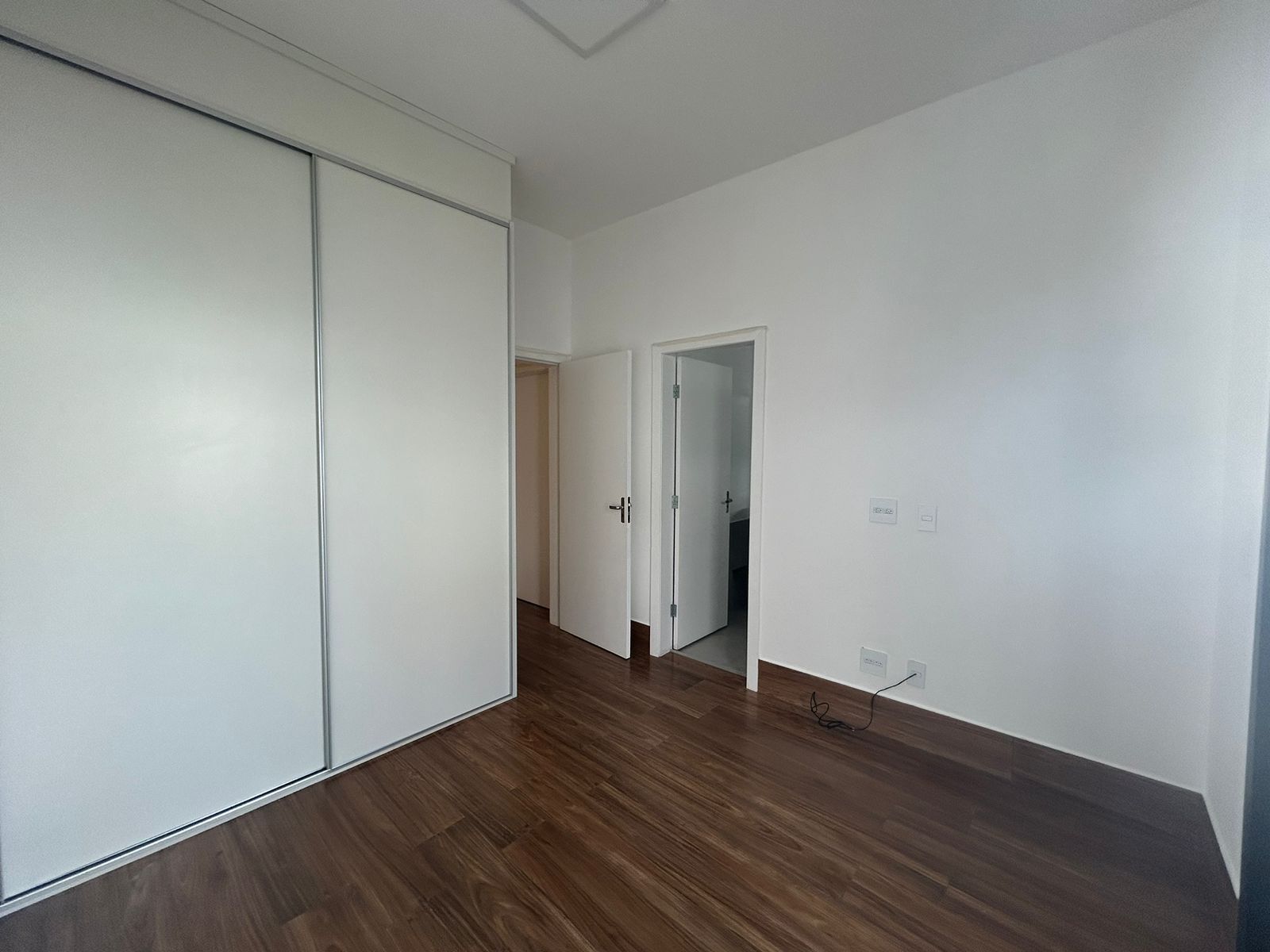 Casa para alugar com 3 quartos, 190m² - Foto 11