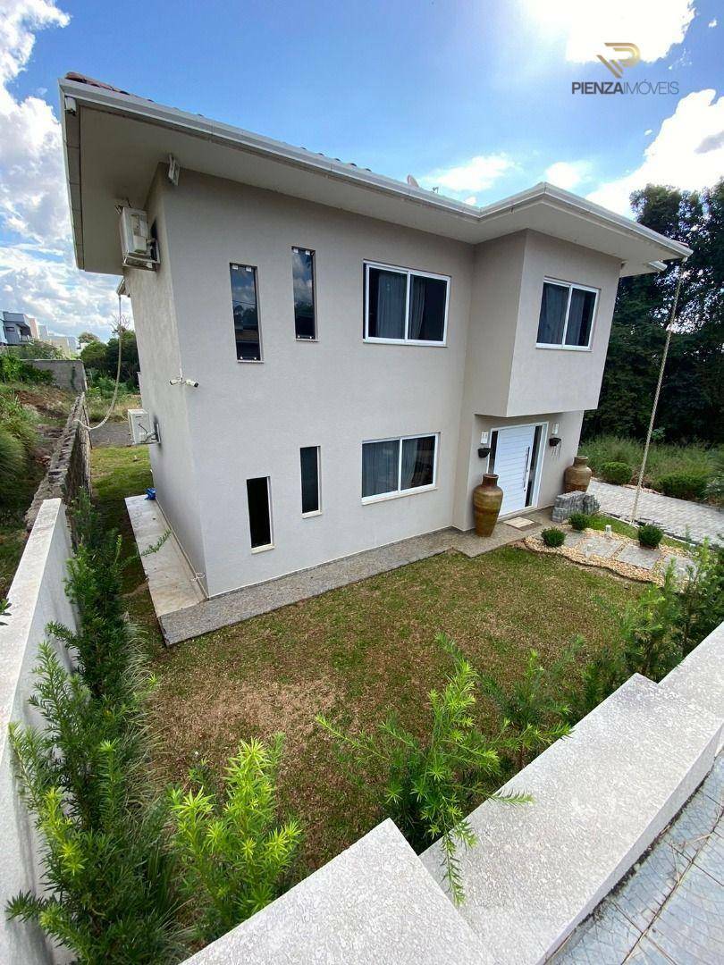 Casa de Condomínio à venda com 2 quartos, 170m² - Foto 1