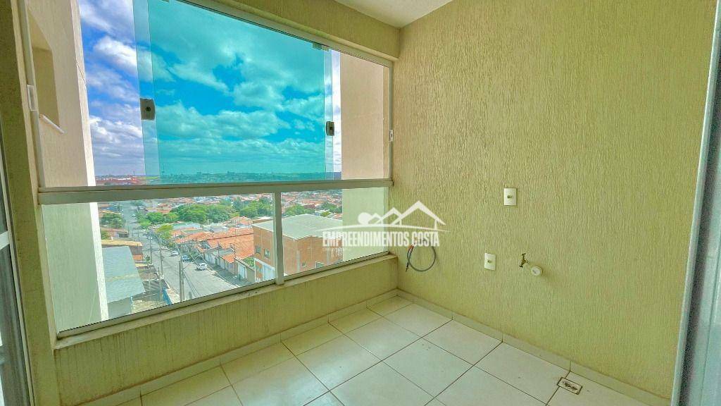 Apartamento à venda com 2 quartos, 58m² - Foto 1