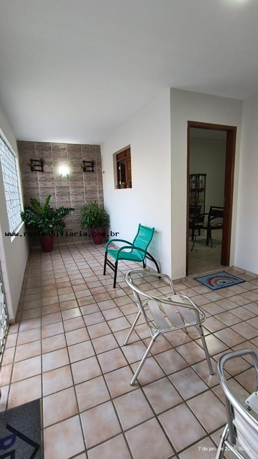 Casa à venda com 2 quartos, 56m² - Foto 5