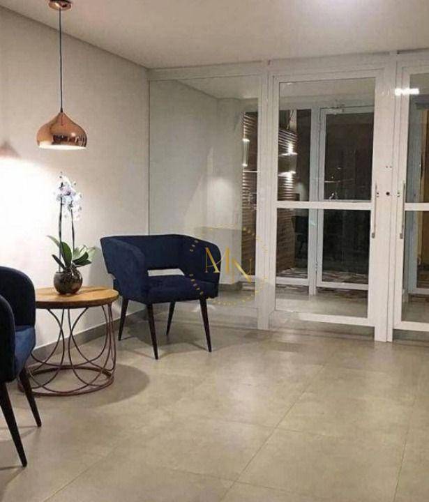 Apartamento à venda com 3 quartos, 61m² - Foto 18