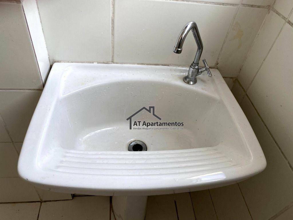 Apartamento para alugar com 2 quartos, 48m² - Foto 17