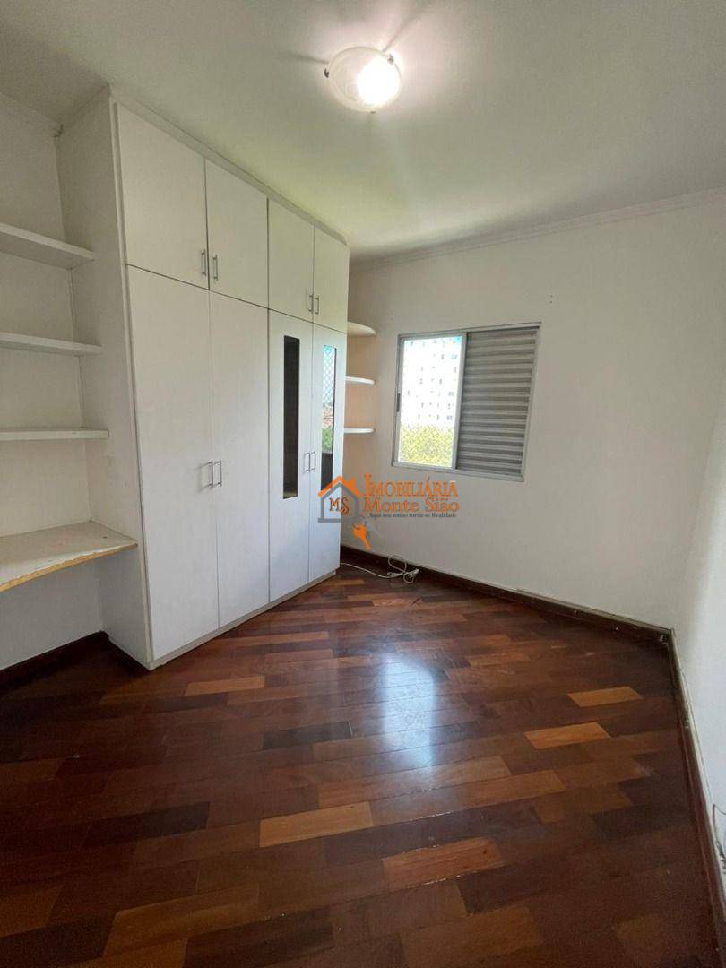 Apartamento à venda com 2 quartos, 67m² - Foto 4