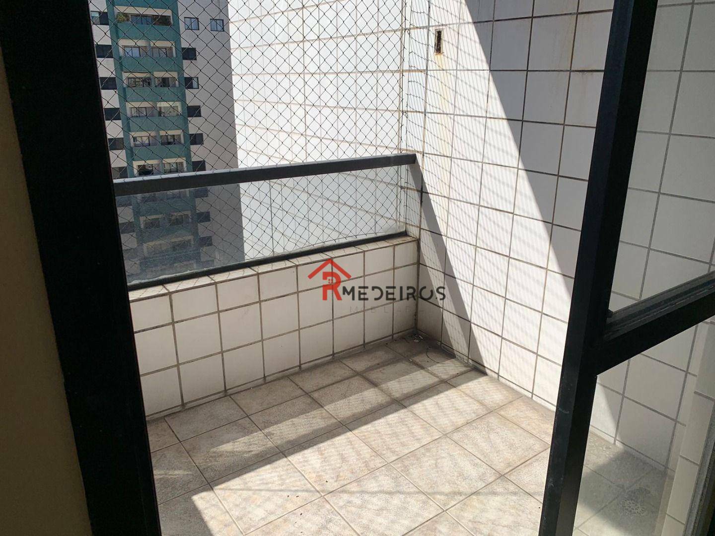 Apartamento à venda com 3 quartos, 147m² - Foto 10