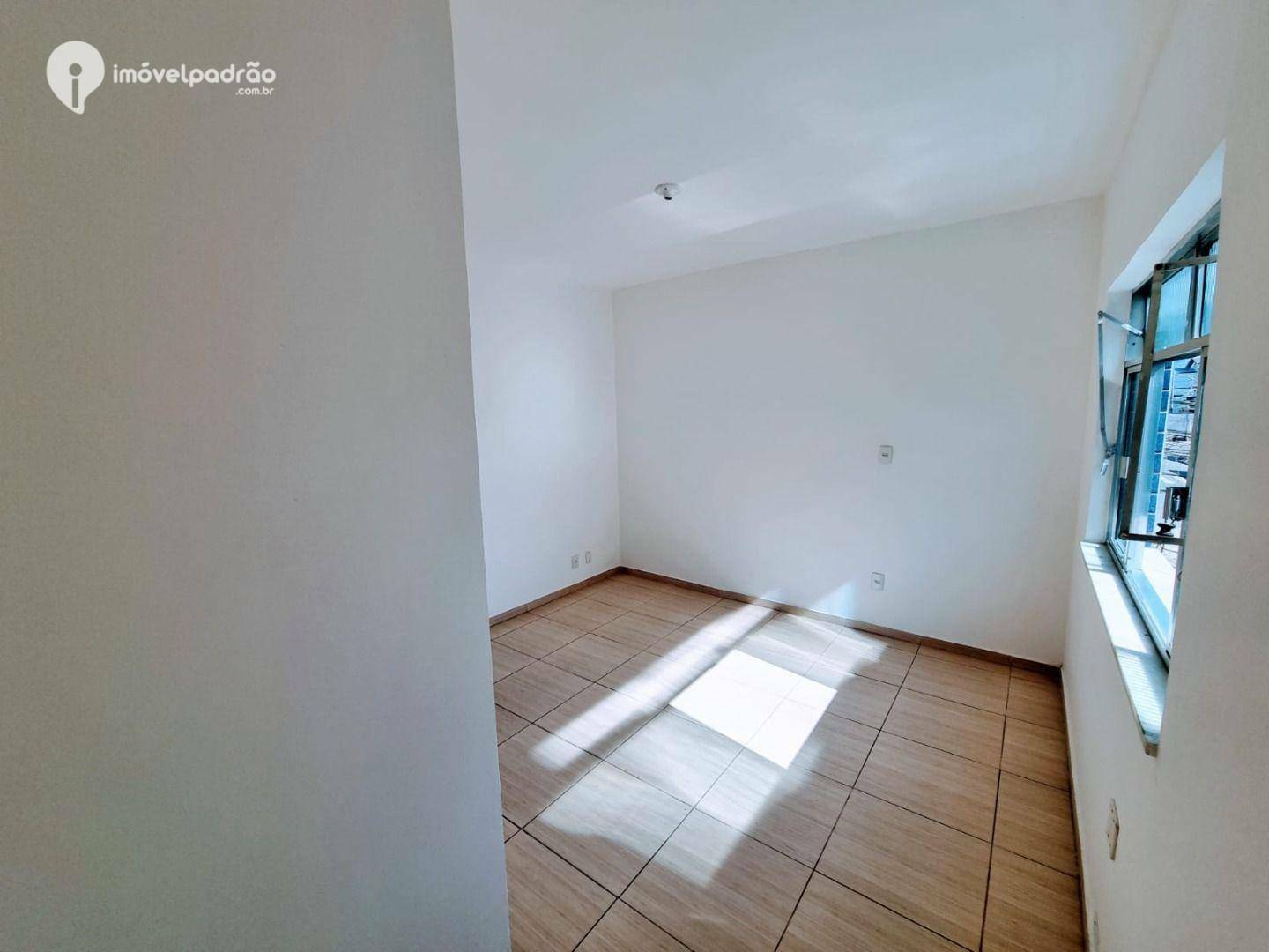 Apartamento à venda com 2 quartos, 70m² - Foto 18