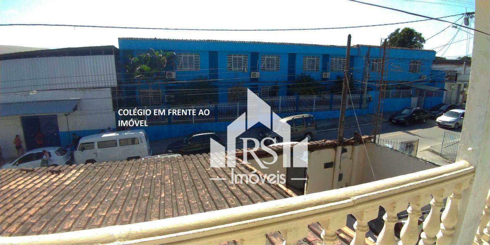 Casa à venda com 7 quartos, 200m² - Foto 5