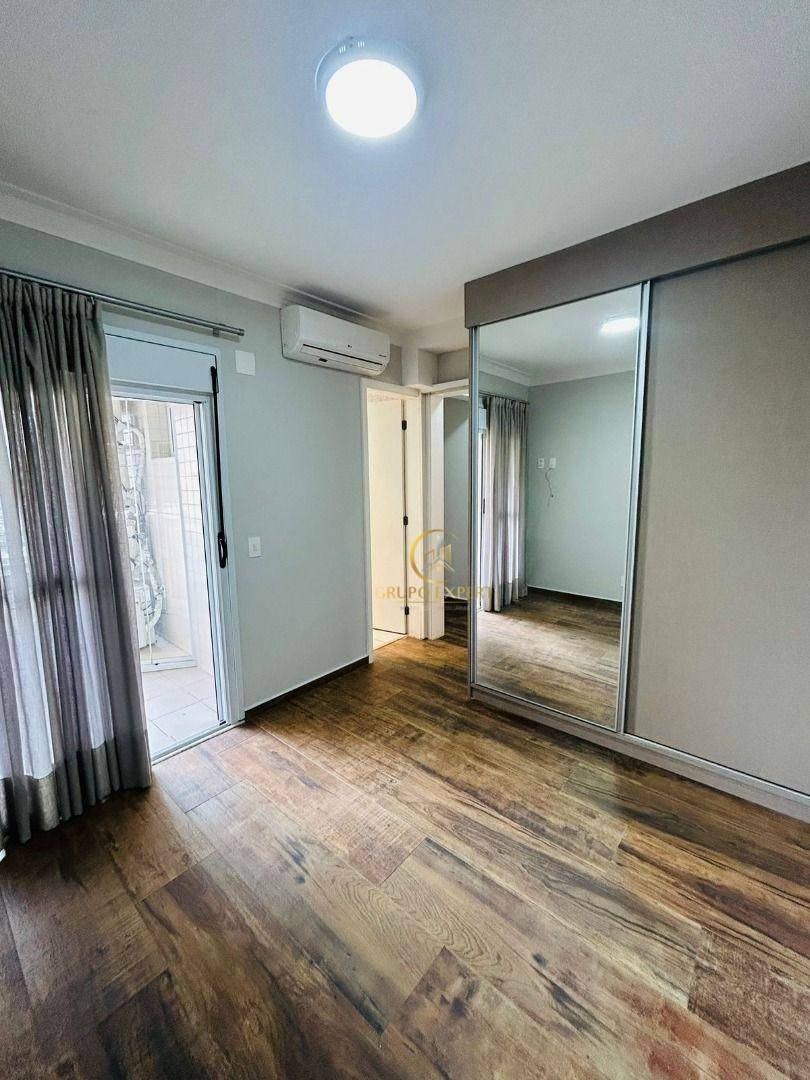 Apartamento para alugar com 3 quartos, 182m² - Foto 9