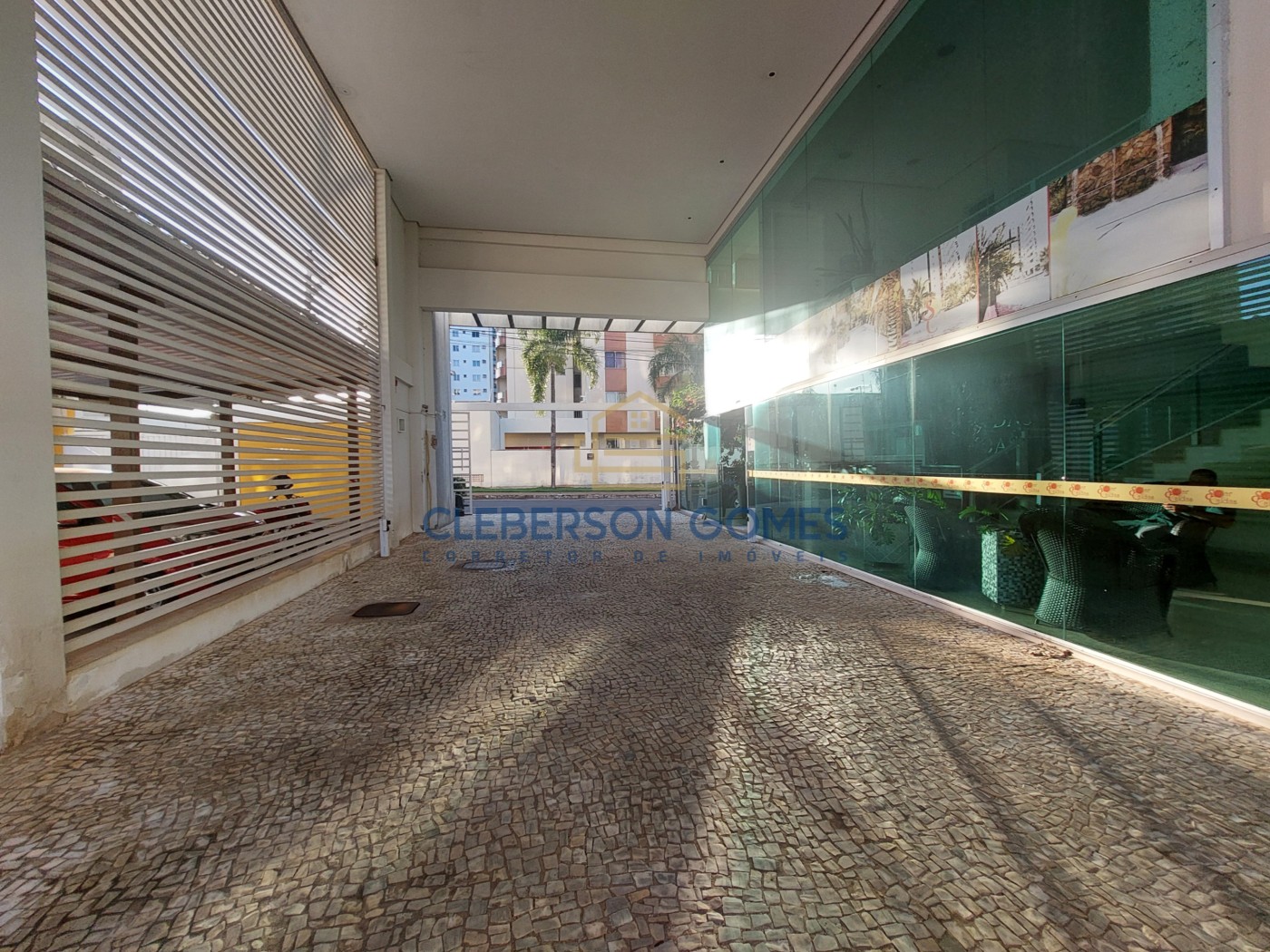 Apartamento à venda com 2 quartos, 70m² - Foto 22