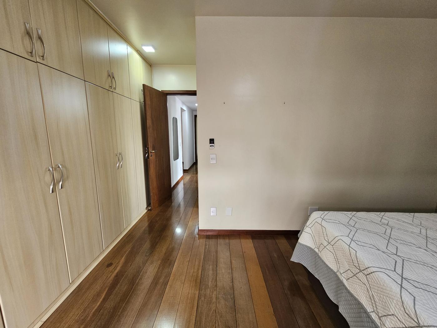 Apartamento à venda com 2 quartos, 112m² - Foto 10