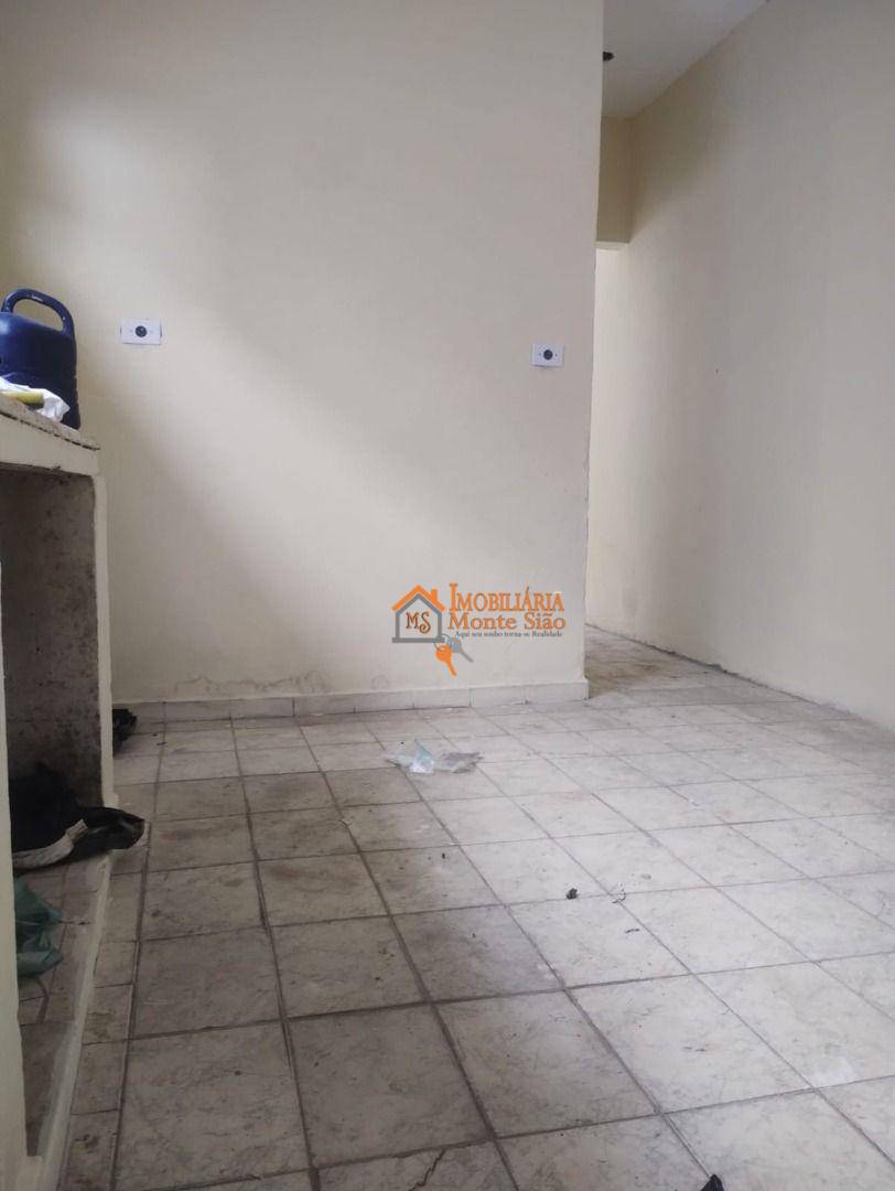 Sobrado à venda com 6 quartos, 300m² - Foto 24